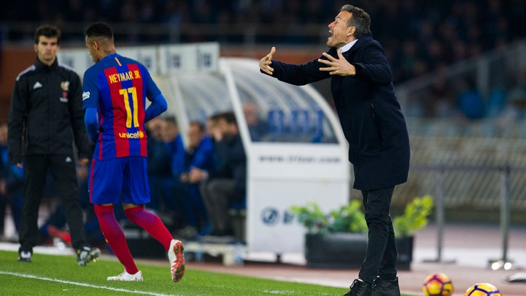 Luis Enrique thốt lên 'tệ hại' khi nói về phong độ Barca