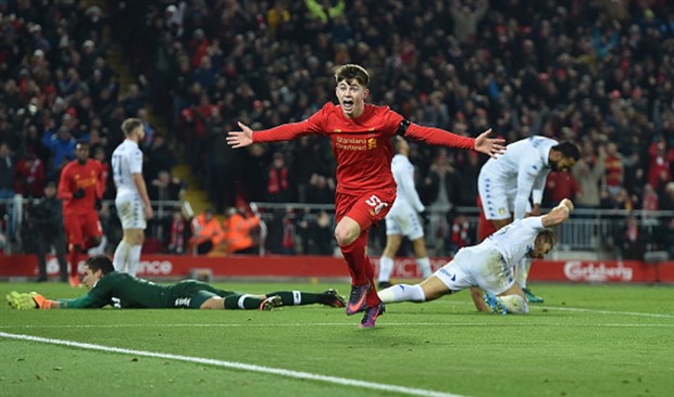 Origi lại hóa người hùng, Woodburn đi vào lịch sử Liverpool