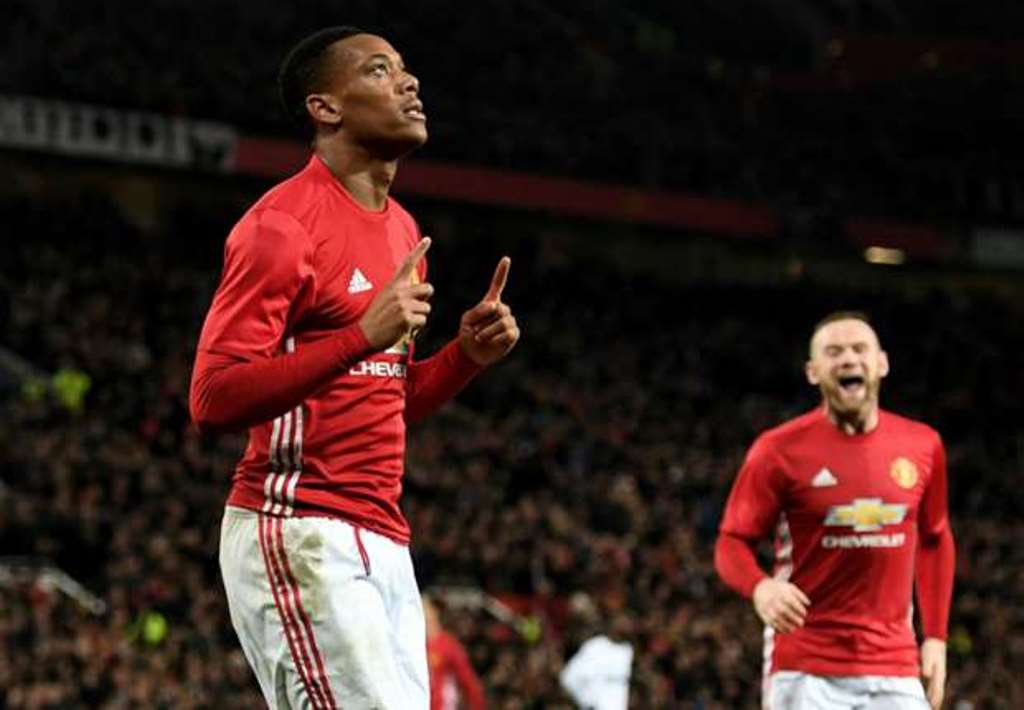 Bốc thăm bán kết League Cup: Man United tránh mặt Liverpool