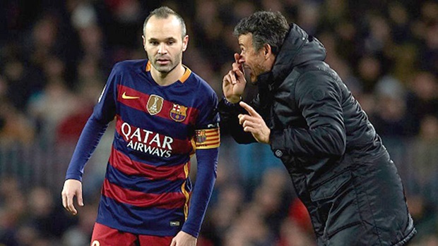El Classico cận kề: Luis Enrique có dám mạo hiểm với Iniesta?