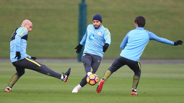 Chùm ảnh: Aguero, Yaya Toure cười tươi trước đại chiến Chelsea