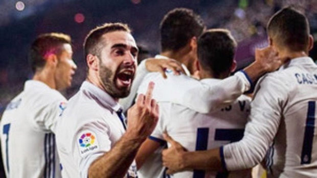 Carvajal ăn mừng khiếm nhã: Barca đợi công bằng từ chủ tịch Tebas