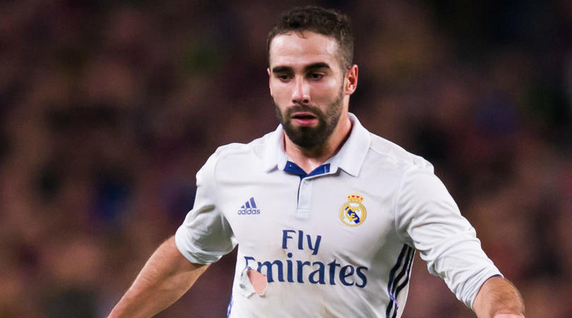 Carvajal tự thấy xấu hổ sau hành động với CĐV Barca