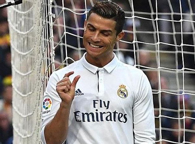 Ronaldo ăn mừng độc đáo sau khi cầm hòa Barca