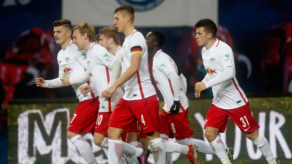 Tổng hợp Bundesliga: Bây giờ, ai cản được Leipzig?