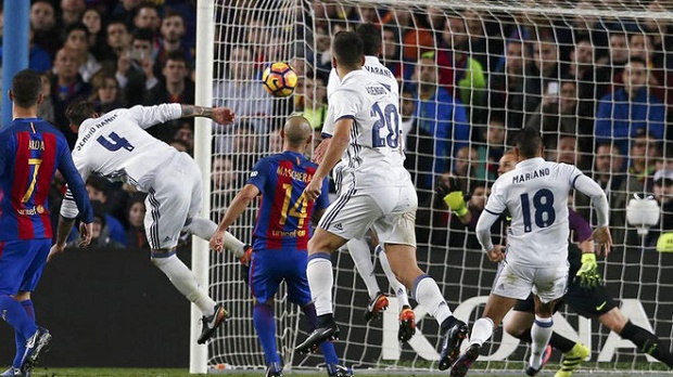 Bí quyết trở thành người hùng của Ramos là...Modric