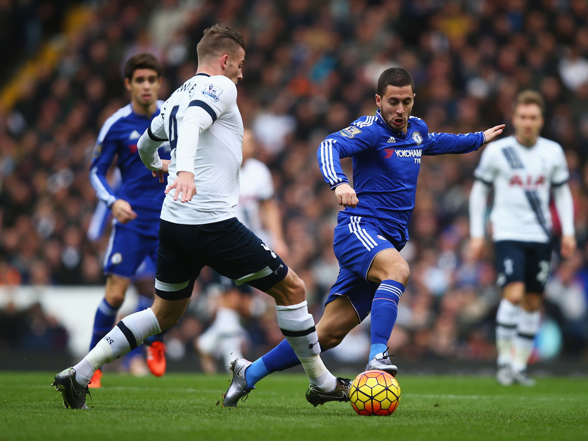 Điểm tin chiều 06/12: Football Leaks "lật mặt" Chelsea, Tottenham; Pep nổi cáu với phóng viên