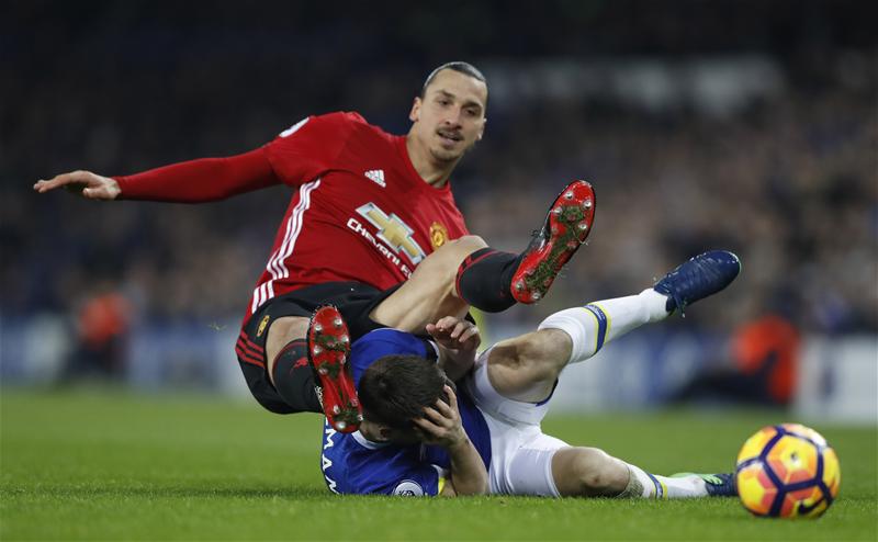 Ảnh bài viết Ibrahimovic thoát án phạt sau pha tiểu xảo với Coleman