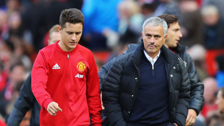Ảnh bài viết Jose Mourinho: Vị vua mới tại Old Trafford hay gã hề thế kỷ?