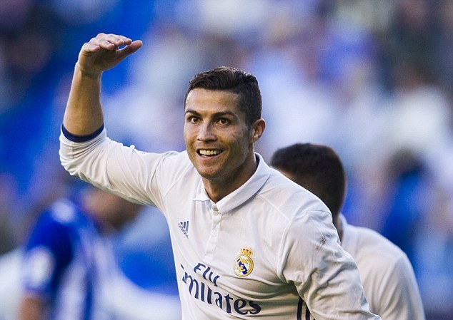 Nóng: Ronaldo sẽ giành Quả bóng vàng trong tuần tới