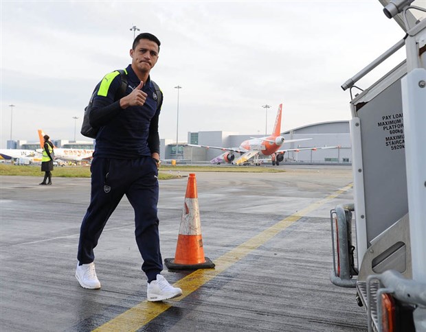 Sanchez cau có lên đường sang Thụy Sỹ cùng Arsenal