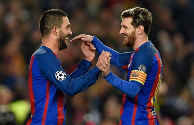 Kết thúc khủng hoảng, Messi và đồng đội 'xả stress' lên M’Gladbach