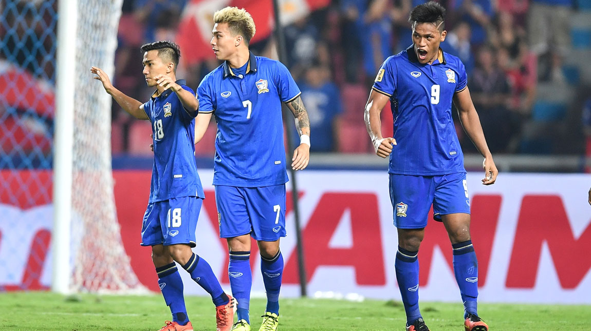 Thái Lan vào chung kết AFF Cup 2016 sau màn vùi dập Myanmar