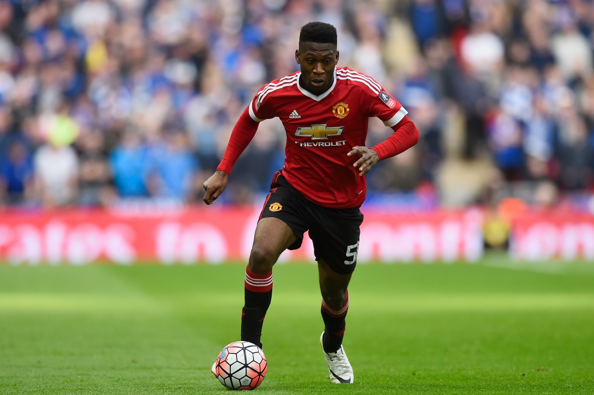 Timothy Fosu-Mensah chơi thế nào trước Zorya?