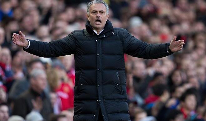 Ảnh bài viết Điểm tin chiều 10/12: Mourinho không hài lòng với Rooney, Pique gây hấn với Suarez