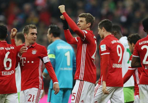 Mueller hết tịt ngòi sau 999 phút, Ancelotti hân hoan
