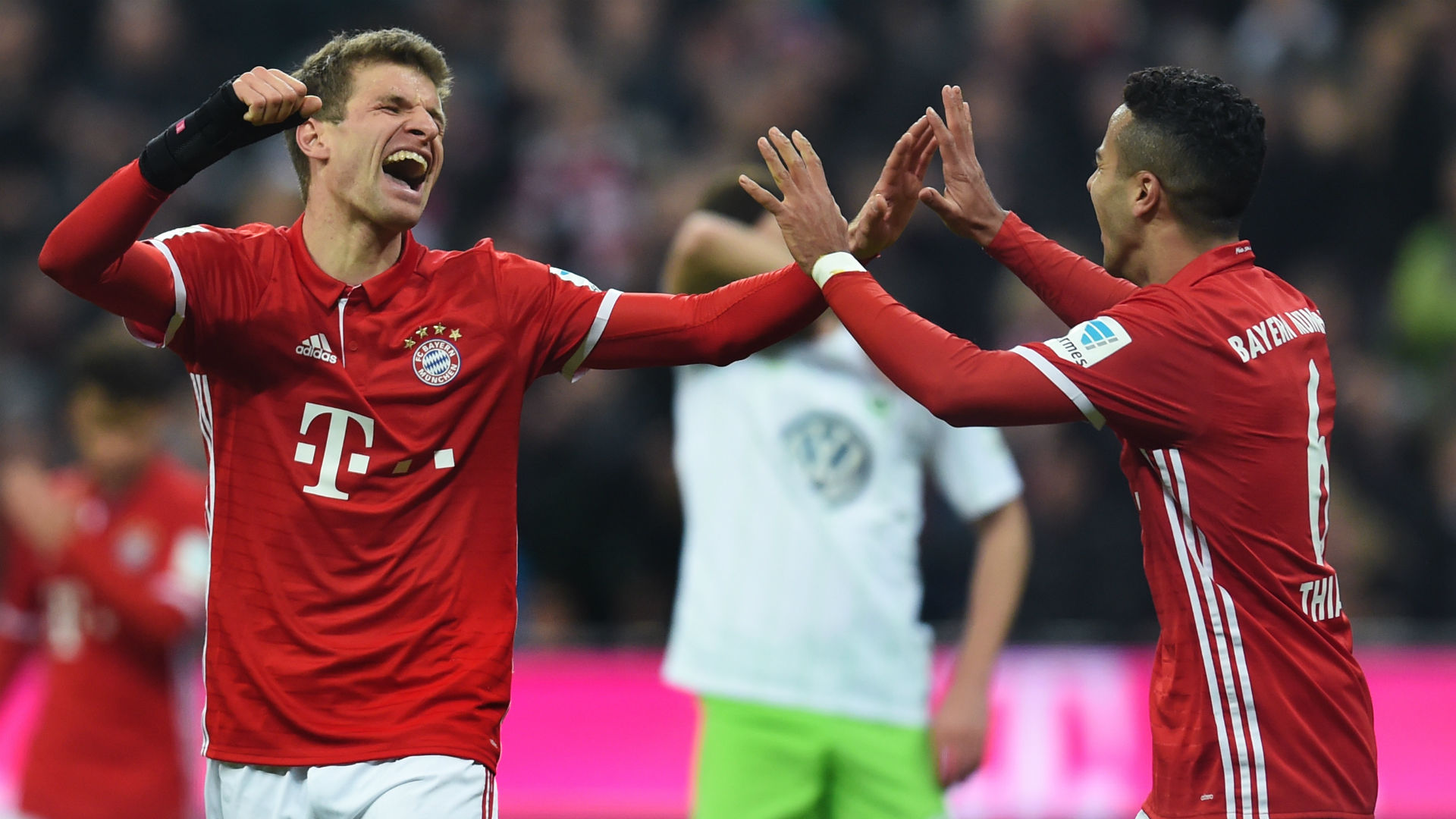5 nhân tố nổi bật nhất vòng 14 Bundesliga: Kẻ "chiếm lĩnh không gian" hồi sinh!