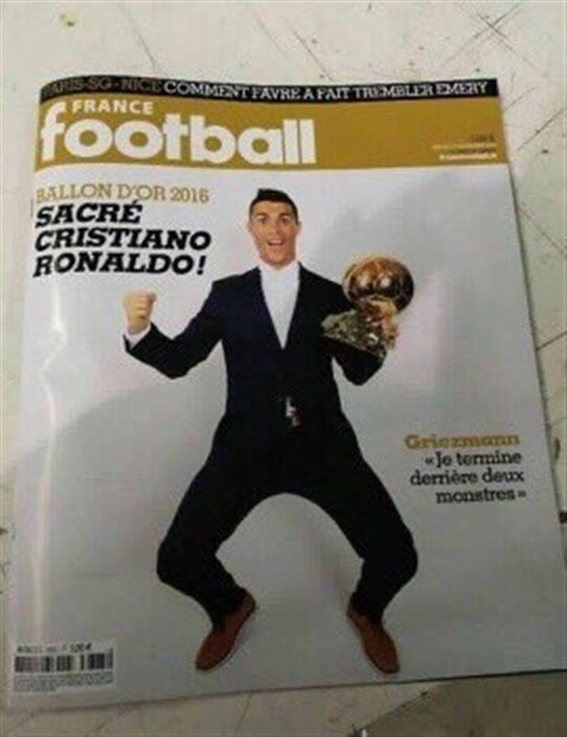 Nóng: Lộ hình Ronaldo cầm QBV trên bìa tạp chí France Football