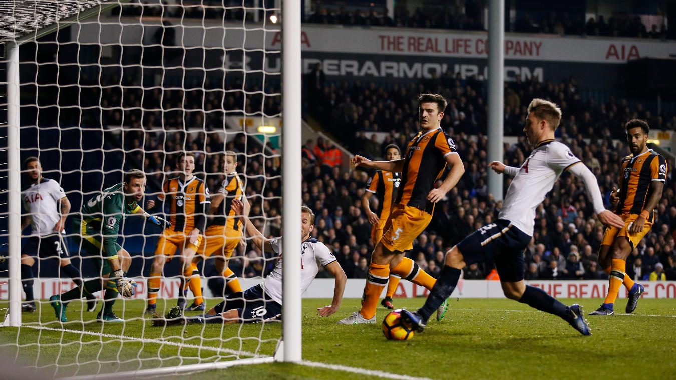 Ảnh bài viết Hạ đẹp Hull City, Tottenham thổi lửa vào top 4