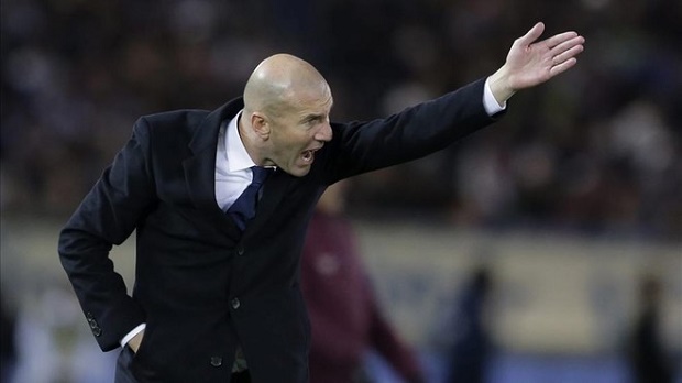Thầy trò Zidane phản đối hệ thống video hỗ trợ trọng tài