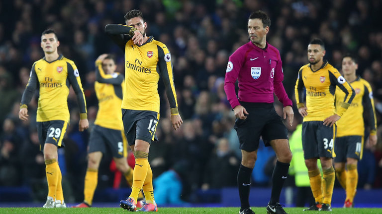 Ảnh bài viết Chỉ một thất bại, cả thế giới quay lưng với Arsenal