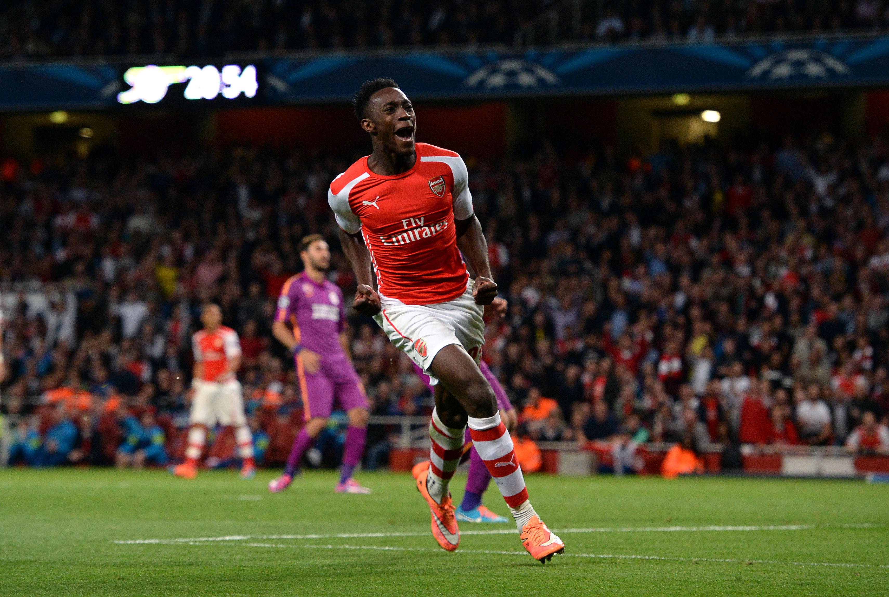 Điểm tin tối 16/12: Arsenal đón cựu sao M.U, Man City ráo riết bổ sung lực lượng