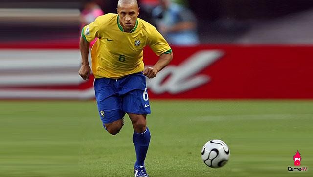 Top 5 hậu vệ trái đáng nhớ nhất trong lịch sử của Brazil: Gọi tên Roberto Carlos