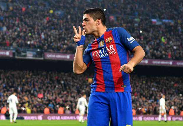 Vừa gia hạn, Suarez đòi vô địch mọi giải đấu