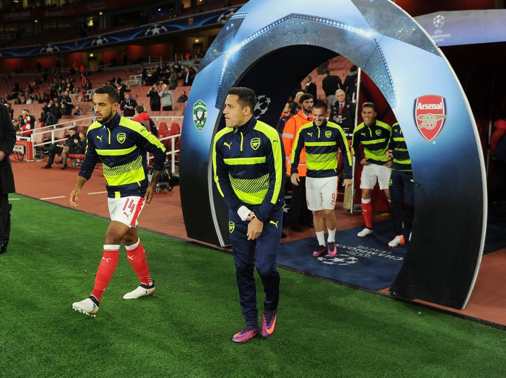 Huyền thoại Barca hết lời khen ngợi Sanchez