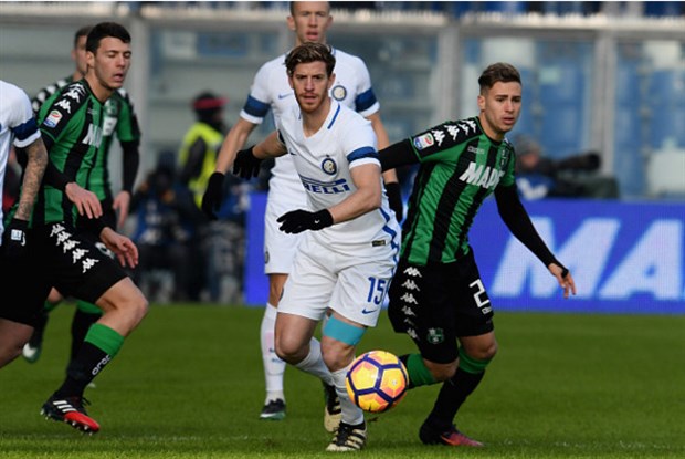 Inter nhọc nhằn giữ mạch thắng nhờ bàn thắng của Candreva