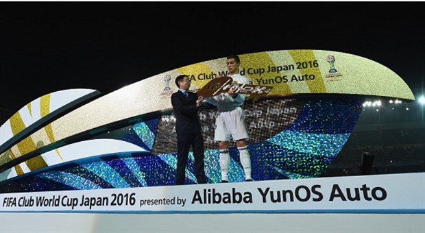 Ronaldo ẵm liền 3 danh hiệu sau chung kết FIFA Club World Cup