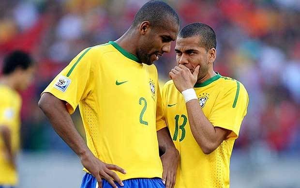5 hậu vệ phải đáng nhớ trong lịch sử bóng đá Brazil