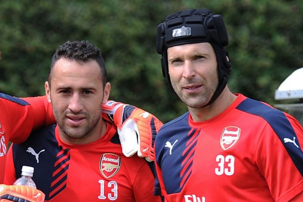 David Ospina & Petr Cech - Ai xuất sắc hơn?