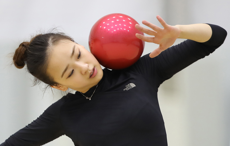 Ngất ngây với vẻ đẹp của Son Yeon Jae - nữ VĐV xinh như hoa hậu