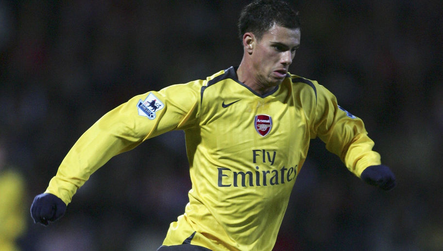 Top 30 tiền đạo tồi tệ nhất giải Ngoại hạng (Phần 3): Thần đồng 'xịt' của Arsene Wenger