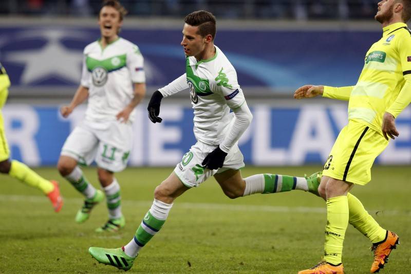 Điểm tin sáng 23/12: "Bom tấn" đầu tiên lộ diện; M.U nhận cú hích vụ James Rodriguez