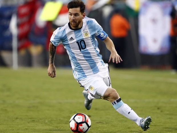 Kết thúc 2016: Một năm buồn của Messi?