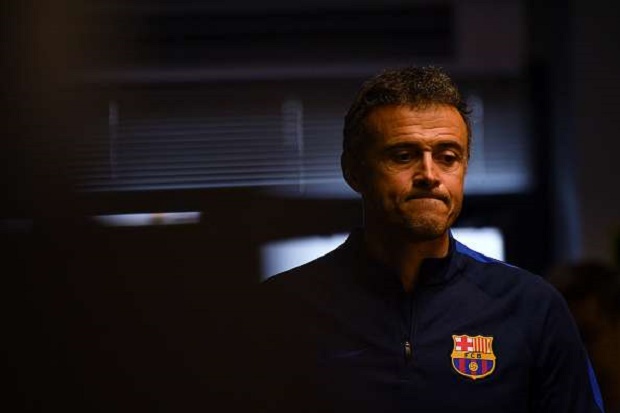 Luis Enrique úp mở về tương lai: Áp lực vô hình từ chiếc ghế nóng