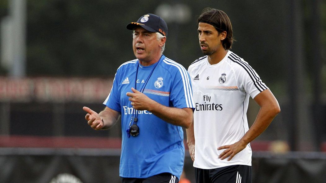 Khedira đưa thầy cũ tại Real Madrid "lên mây"
