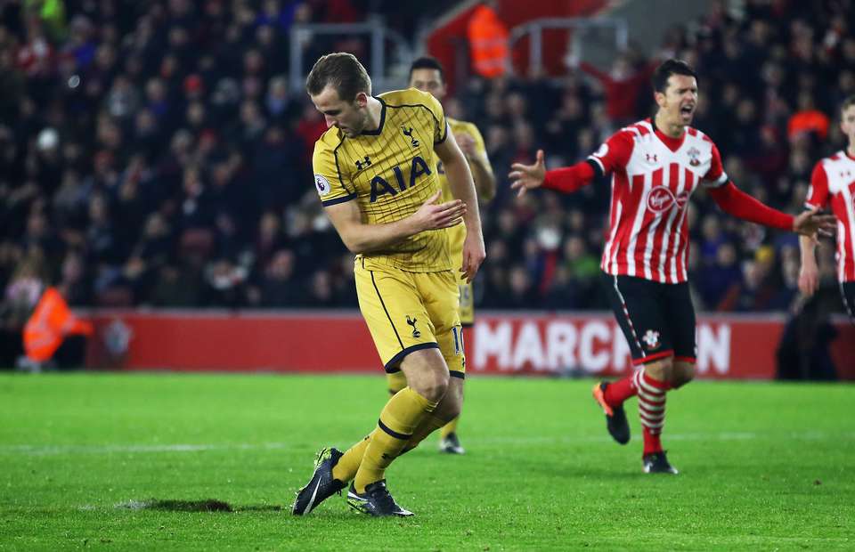 Đá hỏng phạt đền, Harry Kane tính chuyện 'giải nghệ'