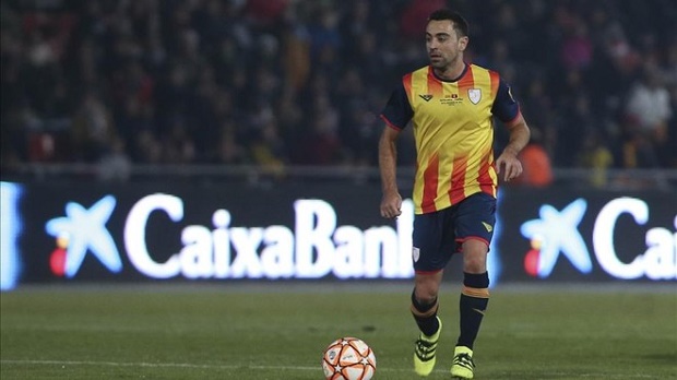 Xavi xúc động trong ngày trở lại khoác áo xứ Catalan