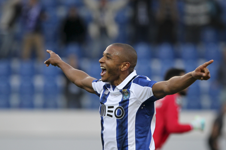 Ảnh bài viết Lo sợ Oezil, Sanchez rời đi, Arsenal ráo riết tìm người thay thế