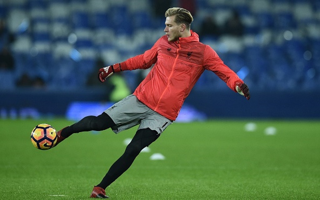 Huyền thoại Carragher chỉ ra vị trí Liverpool cần bổ sung