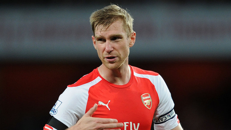 Đây là Per Mertesacker thời đỉnh cao