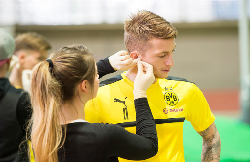 Dàn sao Dortmund 'rỉ máu' trong buổi kiểm tra sức khỏe