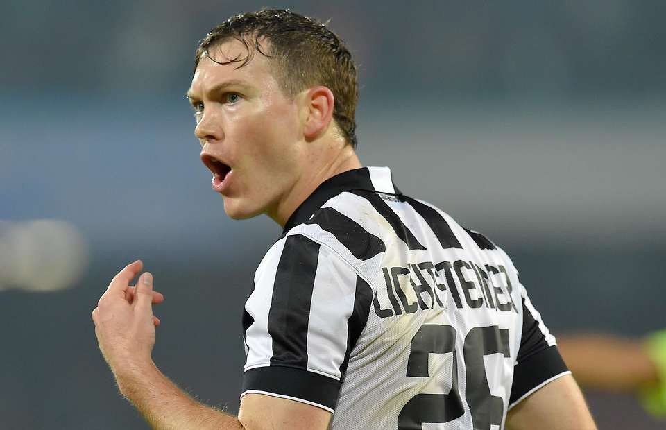 Ảnh bài viết Xem giò Stephan Lichtsteiner, mục tiêu của Barca