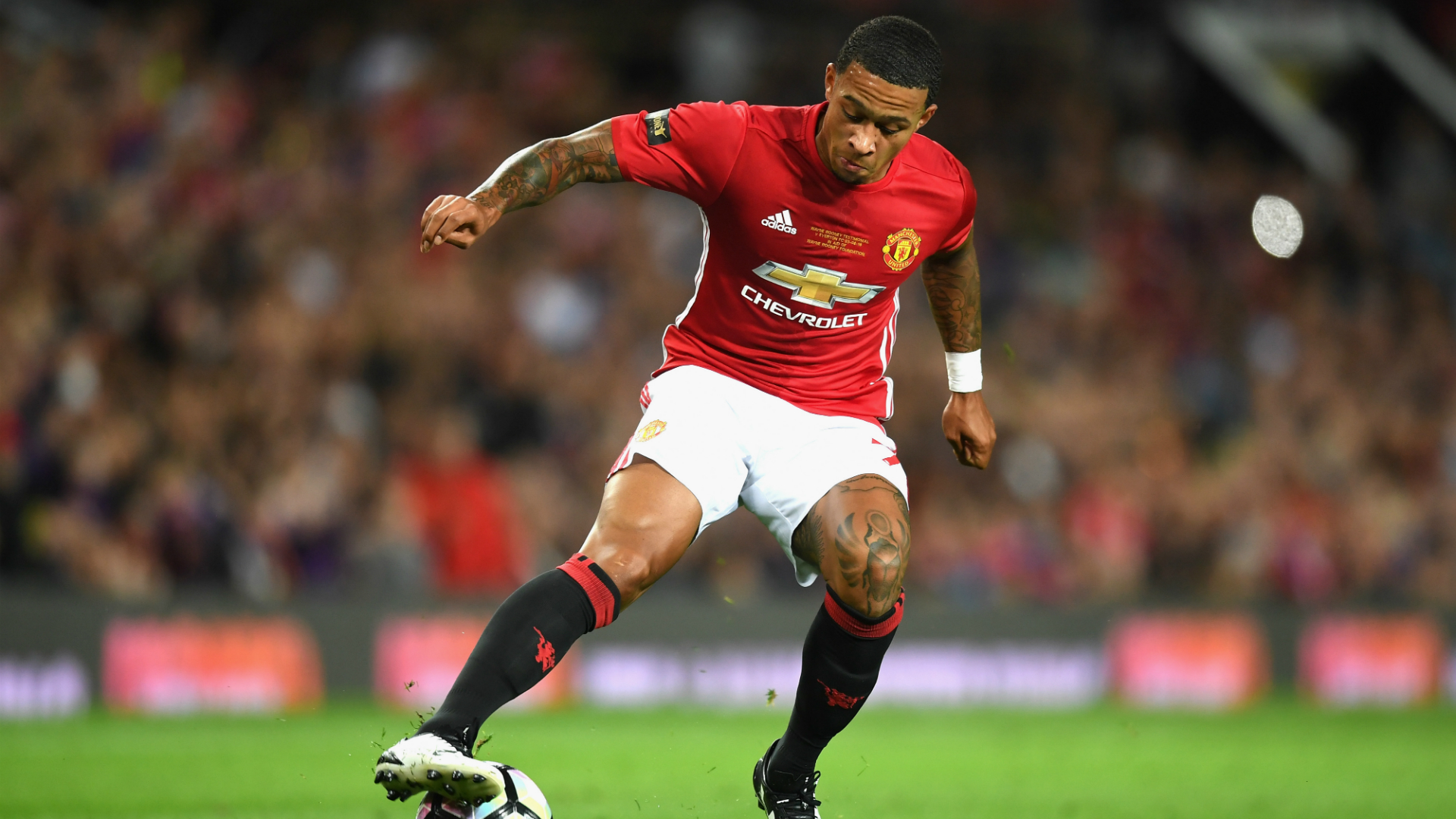 Chủ tịch Nice chính thức lên tiếng về thương vụ Memphis Depay