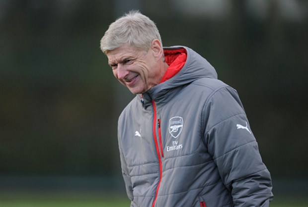 Oezil lẫn Sanchez đều 'mất tích' trong buổi tập của Arsenal