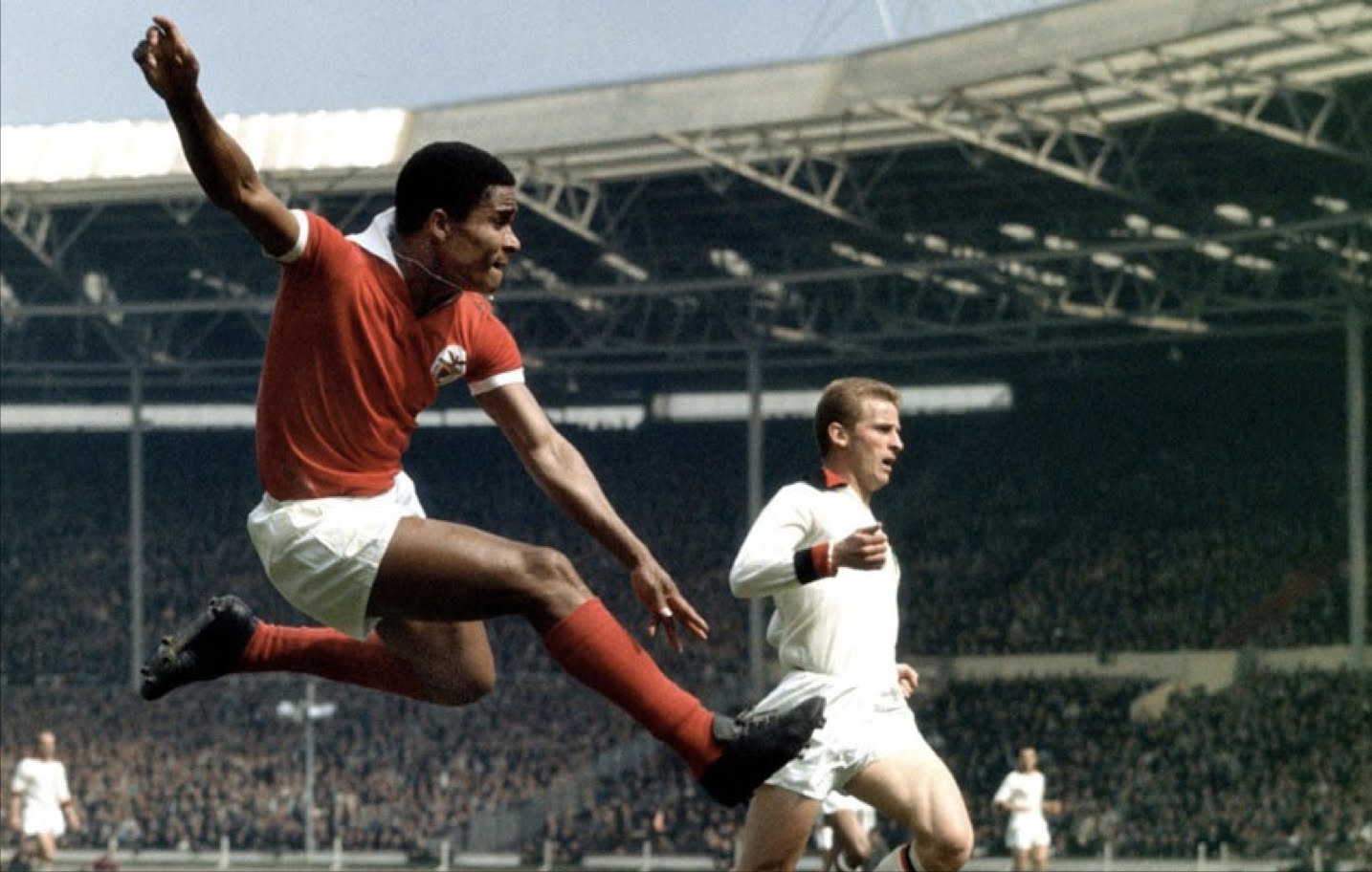 Ảnh bài viết Top 10 'Vua săn bàn' đáng sợ nhất mọi thời đại