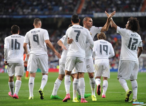 Góc HLV Trần Minh Chiến: Real chớ vội hoan hỉ; Khó cho Barca